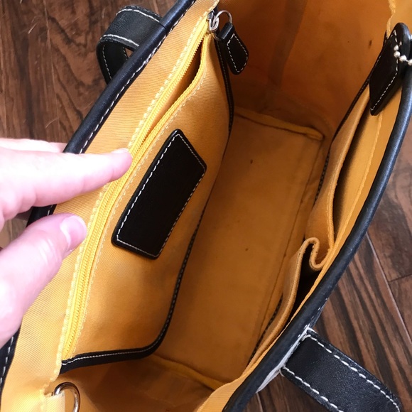 Coach Small tote (I used as a purse) - Picture 4 of 4